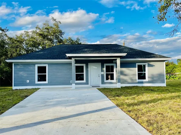 2615 NW 4th Street, Okeechobee, FL 34972