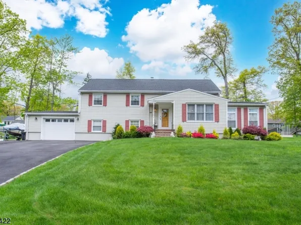 26 Deerfield Rd, Hanover Twp., NJ 07981