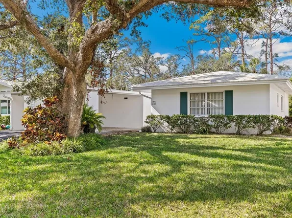 1873 University Pl #135, Sarasota, FL 34235