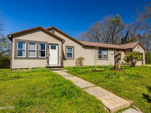 4257 Skyline Dr, Knoxville, TN 37914