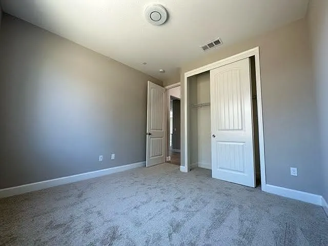 529 Kingbird Cir — Photo 12