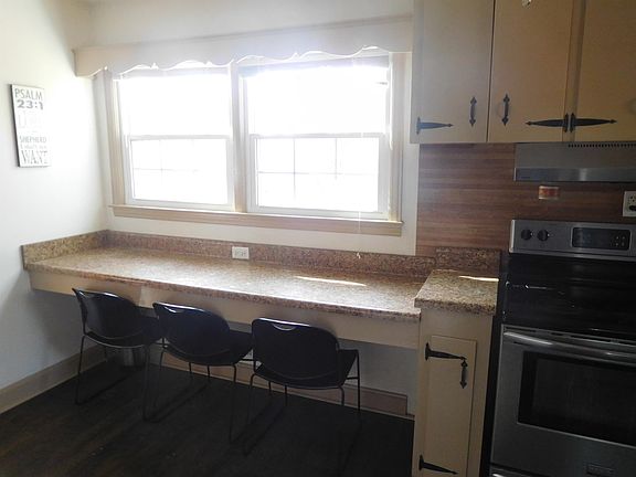 5th image of 103 Lansdell Dr