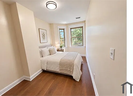 1224 Maryland Ave NE — Photo 3