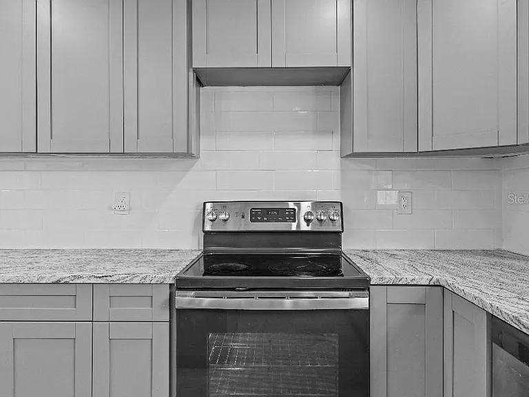 6935 Dimarco Rd — Photo 9