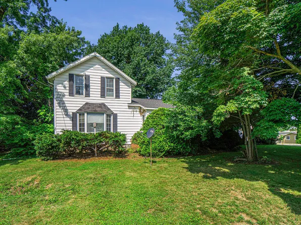 1008 68th St, South Haven, MI 49090