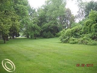 5th image of 566 Yorkton Ln