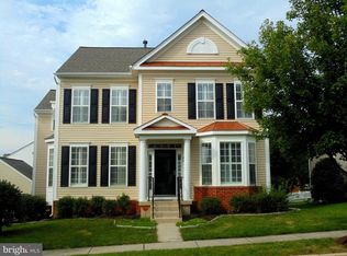 66 Burnlea Rd, Charles Town, WV 25414