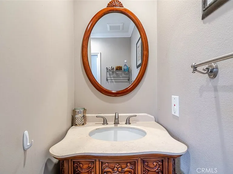 3302 Paraiso Way — Photo 17