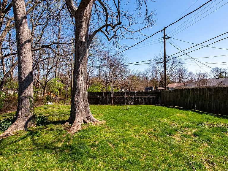3503 Medford Ct — Photo 19