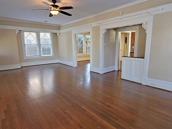 4th image of 808 W Main St