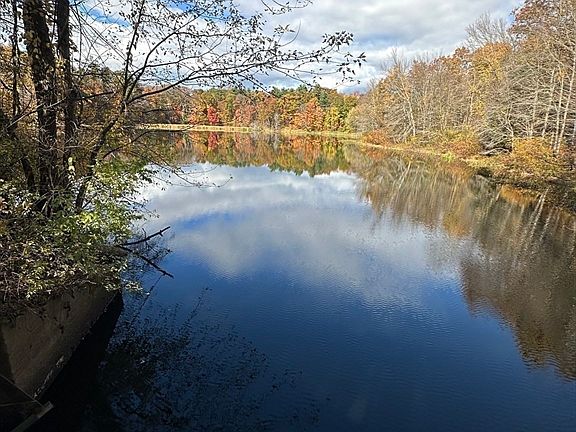 2nd image of 12-12 Jackielyn Cir #R