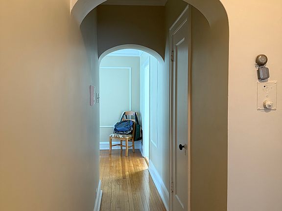 5th image of 802 Elmwood Ave APT 3E
