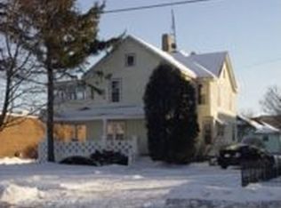 327 W Packard St, Appleton, WI 54911