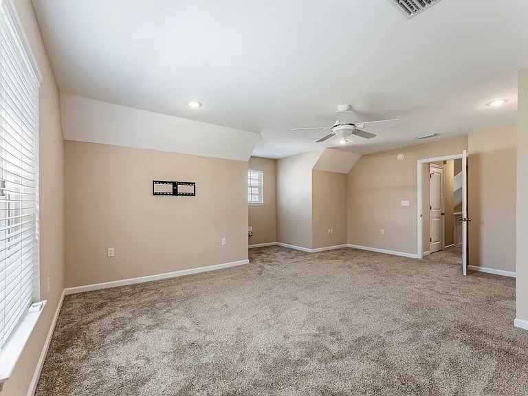 1014 Long Ave — Photo 25