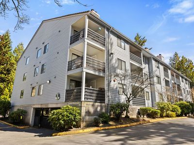 710 N 160th St APT B204, Shoreline, WA, 98133