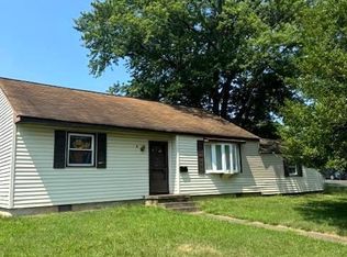 4 Mark Dr, New Castle, DE 19720