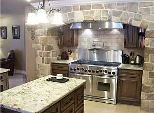 3rd image of 319 Maggie Ln
