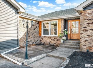 13014 N Crater Ln, Dunlap, IL 61525