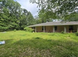 400 County Road 2318, Dayton, TX 77535