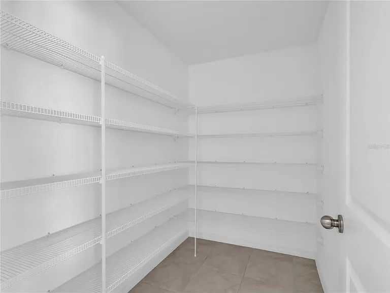 16568 Delia St — Photo 24