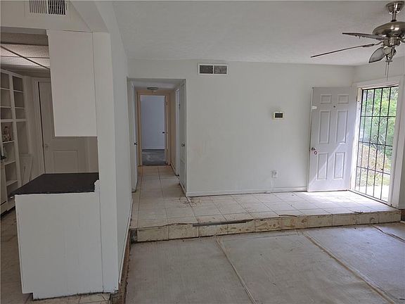 5th image of 3183 Nectarine Cir