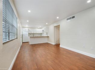 5100 W Flagler St APT 302, Miami, FL 33134