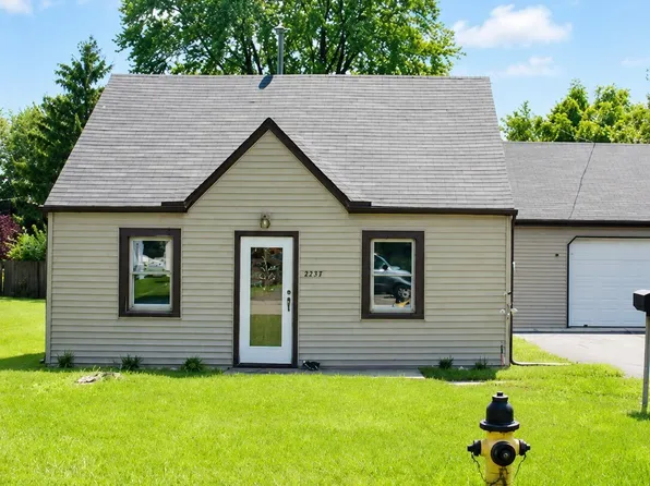 5235 Patriot Dr, Toledo, OH 43611