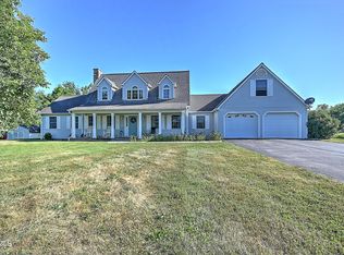 630 Colecrest Dr, Chilhowie, VA 24319