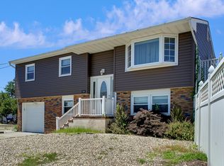 164 Binnacle Rd, Brick, NJ 08723