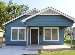 305 E Short Ave, Independence, MO 64050