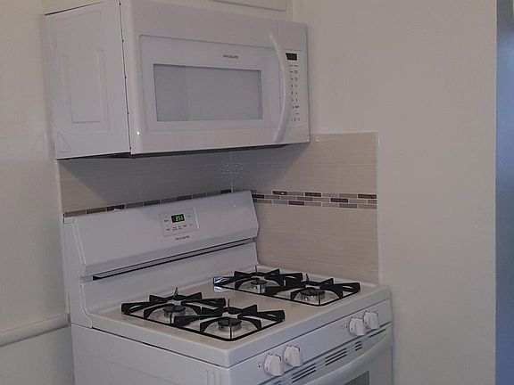 5th image of 7044 Lanewood Ave #6