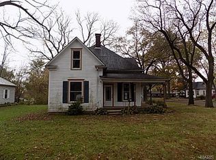 802 Vine St, Greenville, IL