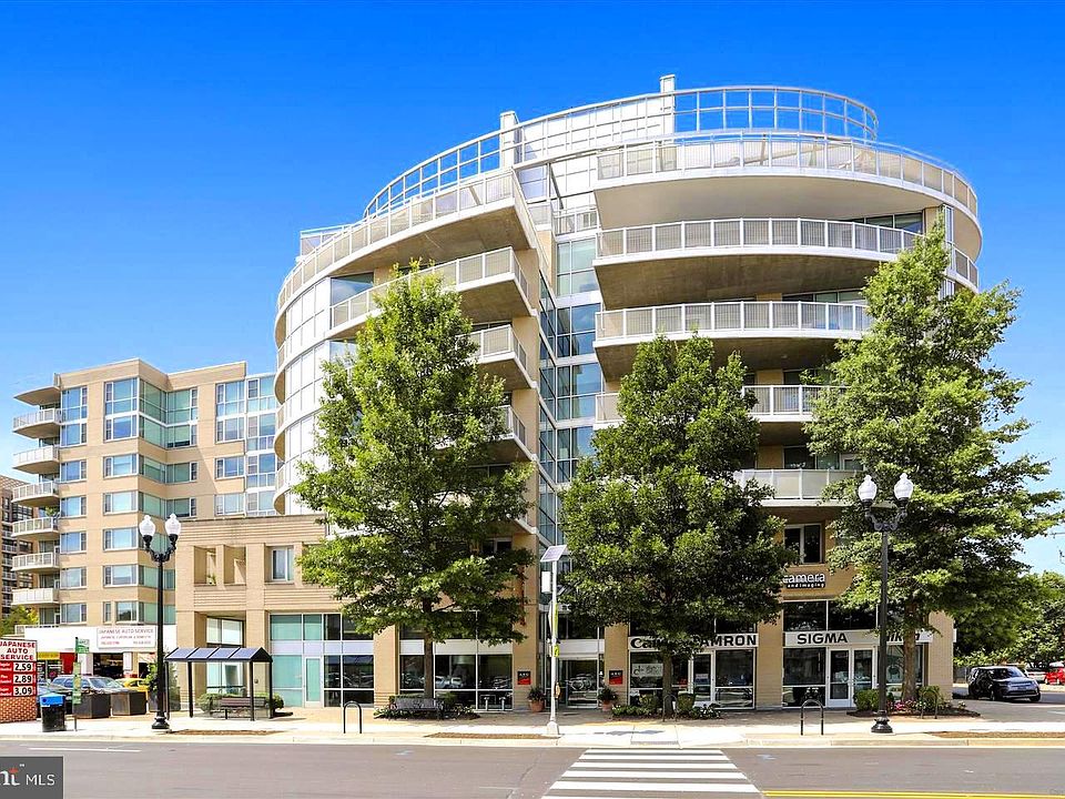 1st image of 3409 Wilson Blvd Unit 303