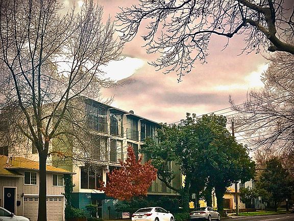 3rd image of 2215 9th St APT 101