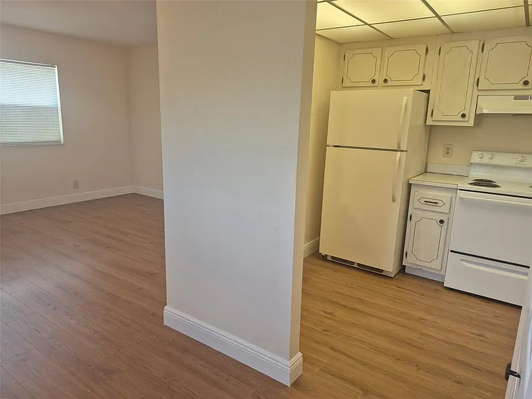 278 Flanders Park #278-F — Photo 7