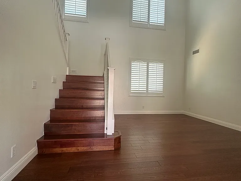 3279 Huntfield St — Photo 16