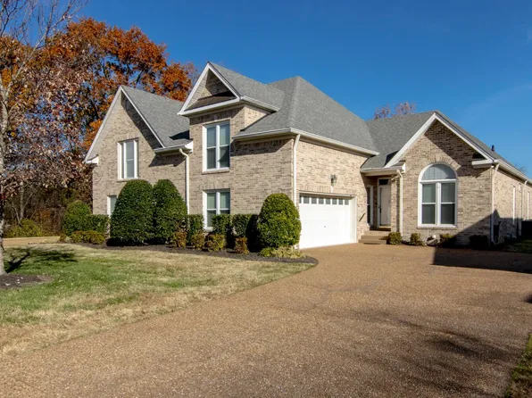 168 Stoners Glen Dr, Hermitage, TN 37076