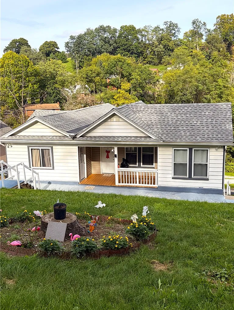 2 bed, 901 sqft, $1,250 — Photo 1
