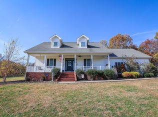 70 Pleasant Valley Rd, Benton, KY 42025