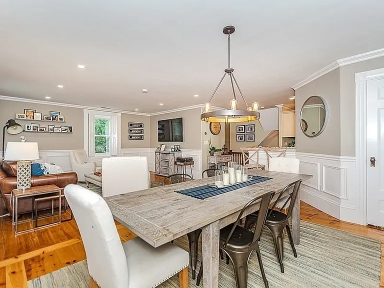38 Salem St #B — Photo 37