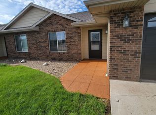 309 Sapphire Ln, Rapid City, SD 57701