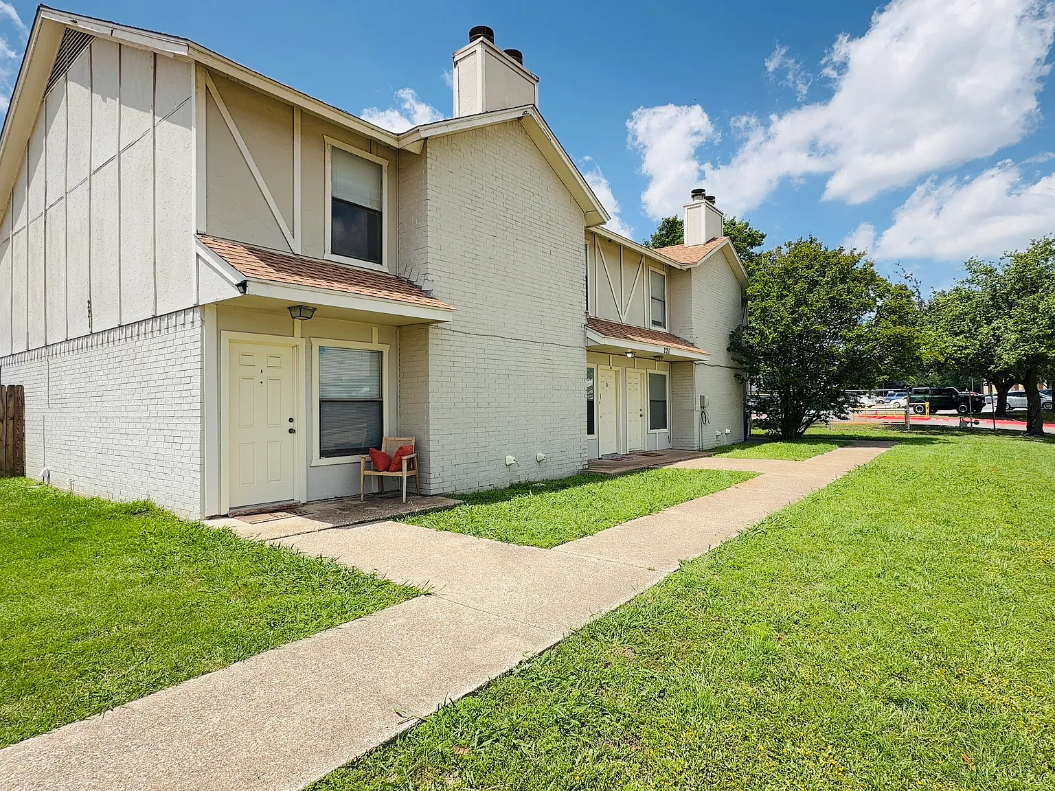 2 bed, 970 sqft, $1,425 — Photo 4