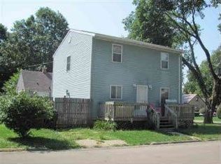 1401 E 14th St, Sterling, IL 61081