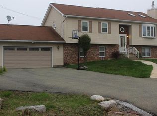 2646 Yellowstone Dr, Blakeslee, PA 18610