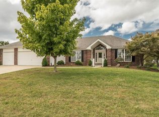 2262 Harborside Dr, Dardenne Prairie, MO 63368