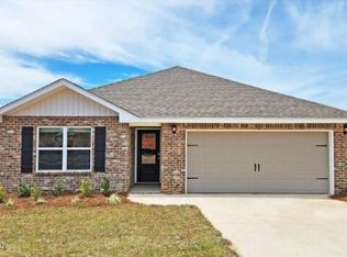10129 Woodbury Dr, Gulfport, MS 39503