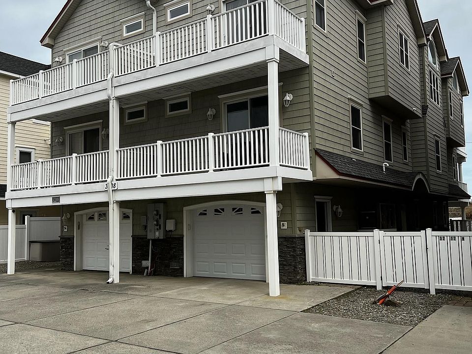 1st image of 3208 Boardwalk S Unit Sea