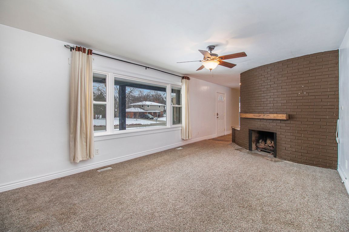 next background image