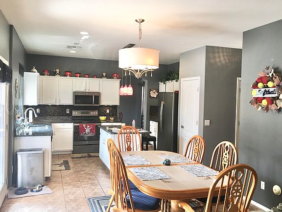 5th image of 18053 W Caribbean Ln