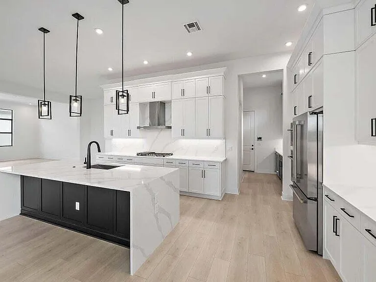 13613 Le Christine Dr — Photo 10